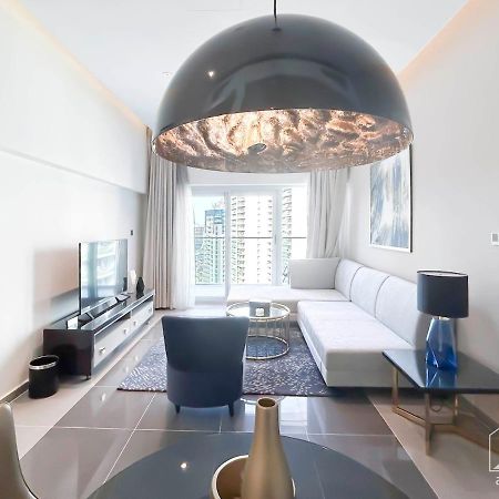 Luxury Stay At Damac Majestine With Balcony & Views Dubai Exterior photo